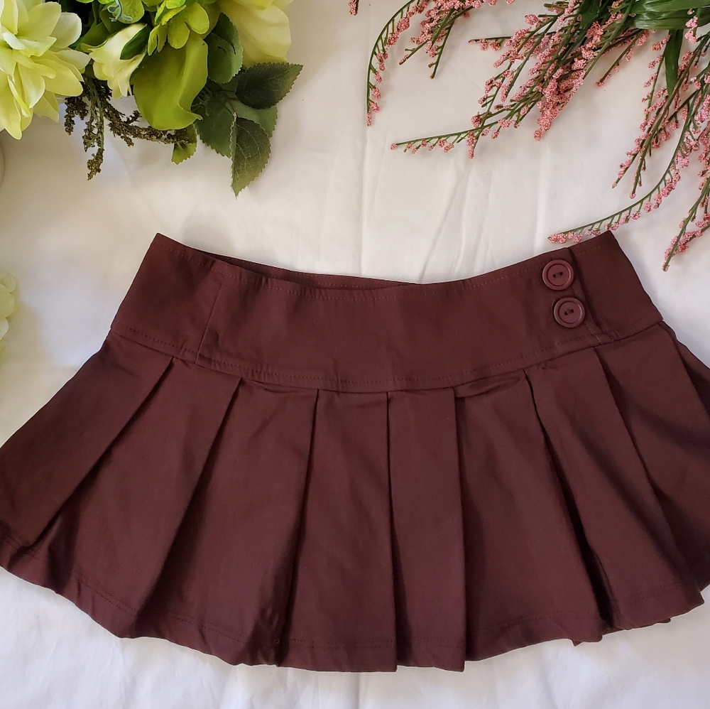 Papaya. Size XS. Brown